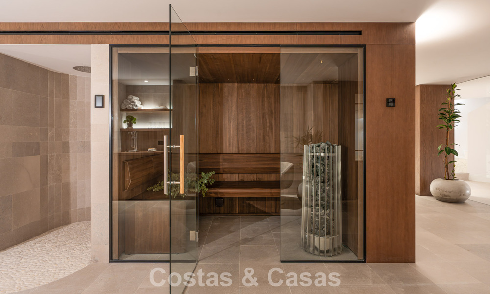 Villa royale au style architectural méditerranéen contemporain à vendre dans une urbanisation sécurisée à Marbella - Benahavís 799057