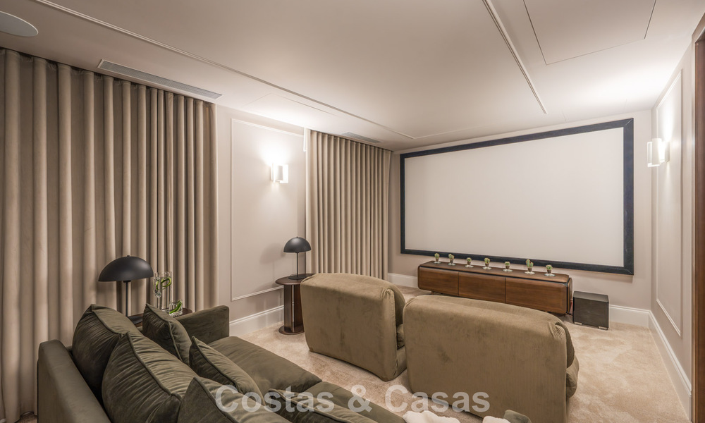 Villa royale au style architectural méditerranéen contemporain à vendre dans une urbanisation sécurisée à Marbella - Benahavís 799061