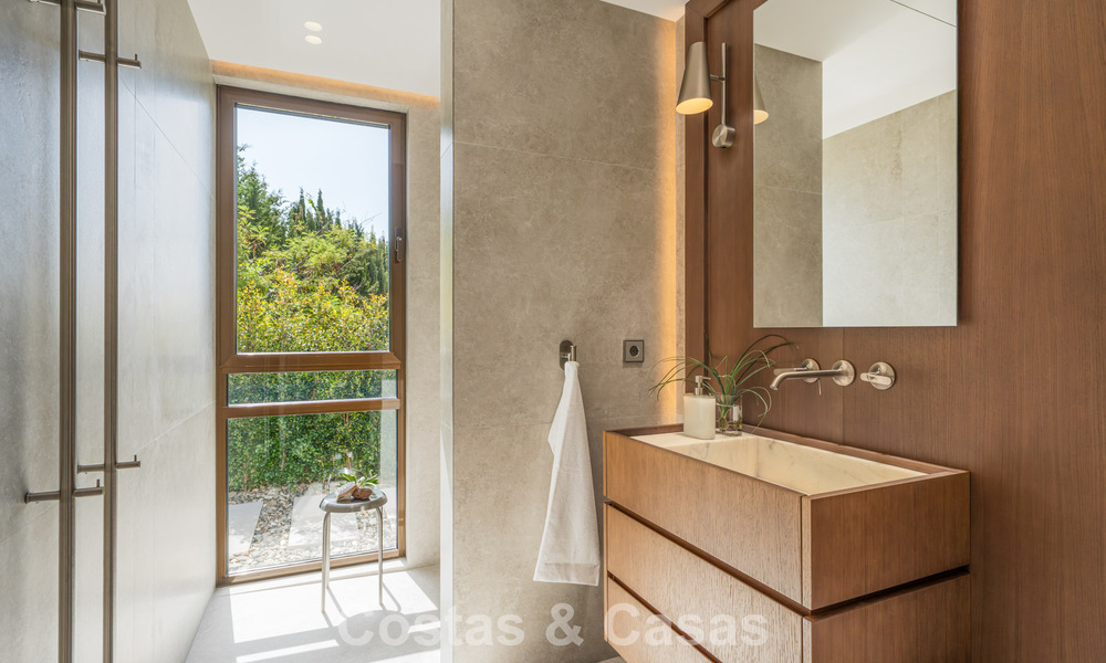 Villa royale au style architectural méditerranéen contemporain à vendre dans une urbanisation sécurisée à Marbella - Benahavís 799068