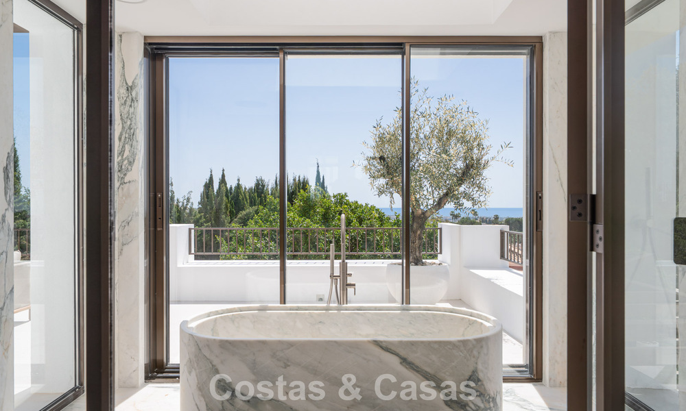 Villa royale au style architectural méditerranéen contemporain à vendre dans une urbanisation sécurisée à Marbella - Benahavís 799073
