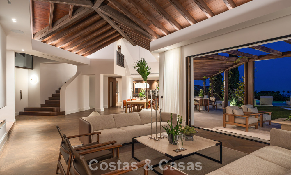 Villa royale au style architectural méditerranéen contemporain à vendre dans une urbanisation sécurisée à Marbella - Benahavís 799098
