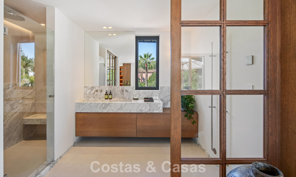 Villa méditerranéenne contemporaine clé en main à vendre, en bordure du golf Las Brisas à Nueva Andalucía, Marbella 799109
