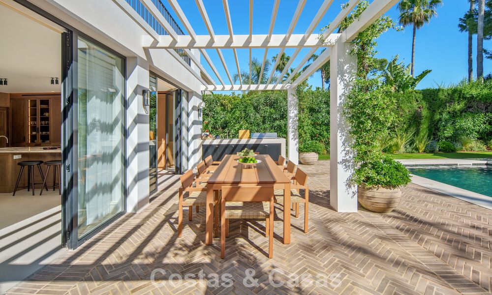 Villa méditerranéenne contemporaine clé en main à vendre, en bordure du golf Las Brisas à Nueva Andalucía, Marbella 799120
