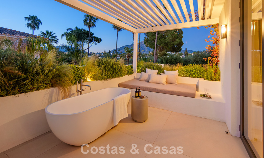 Villa méditerranéenne contemporaine clé en main à vendre, en bordure du golf Las Brisas à Nueva Andalucía, Marbella 799181