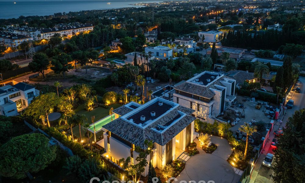 Nouvelle villa architecturale moderne avec vue imprenable sur la mer à vendre sur le Golden Mile de Marbella 799288