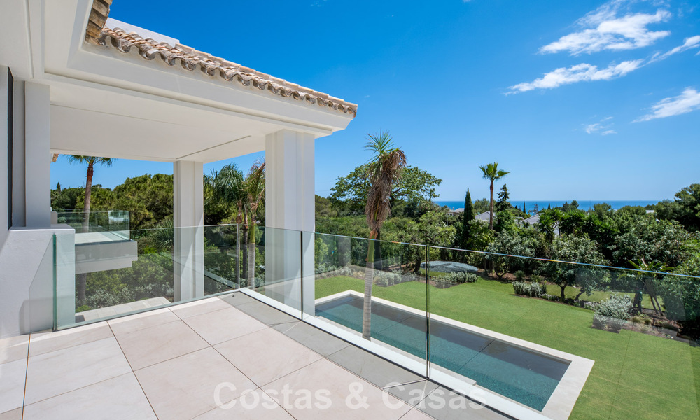 Nouvelle villa architecturale moderne avec vue imprenable sur la mer à vendre sur le Golden Mile de Marbella 799290