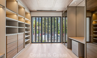Nouvelle villa architecturale moderne avec vue imprenable sur la mer à vendre sur le Golden Mile de Marbella 799299 