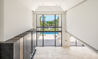 Nouvelle villa architecturale moderne avec vue imprenable sur la mer à vendre sur le Golden Mile de Marbella 799308 
