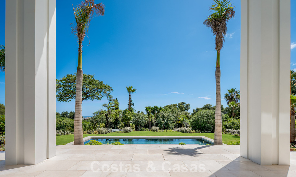 Nouvelle villa architecturale moderne avec vue imprenable sur la mer à vendre sur le Golden Mile de Marbella 799330