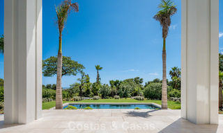Nouvelle villa architecturale moderne avec vue imprenable sur la mer à vendre sur le Golden Mile de Marbella 799330 