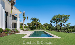 Nouvelle villa architecturale moderne avec vue imprenable sur la mer à vendre sur le Golden Mile de Marbella 799336 