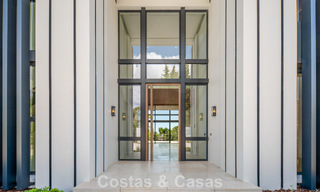 Nouvelle villa architecturale moderne avec vue imprenable sur la mer à vendre sur le Golden Mile de Marbella 799339 