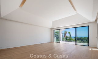 Nouvelle villa architecturale moderne avec vue imprenable sur la mer à vendre sur le Golden Mile de Marbella 799345 