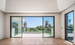 Nouvelle villa architecturale moderne avec vue imprenable sur la mer à vendre sur le Golden Mile de Marbella 799346 