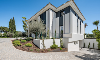 Nouvelle villa architecturale moderne avec vue imprenable sur la mer à vendre sur le Golden Mile de Marbella 799361 