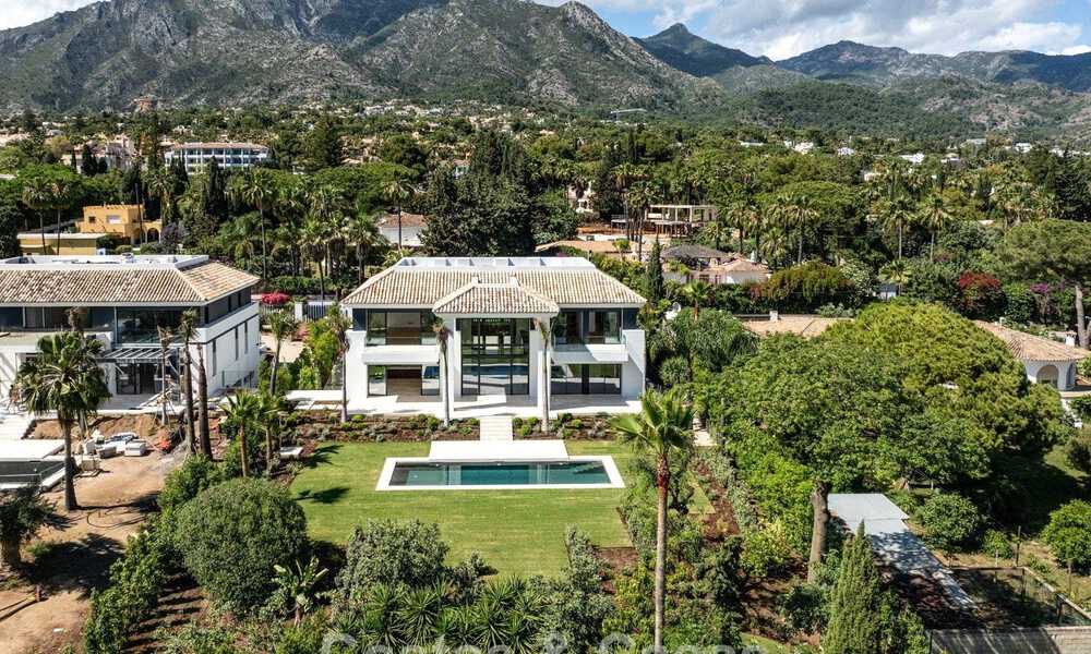 Nouvelle villa architecturale moderne avec vue imprenable sur la mer à vendre sur le Golden Mile de Marbella 799371