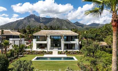 Nouvelle villa architecturale moderne avec vue imprenable sur la mer à vendre sur le Golden Mile de Marbella 799372