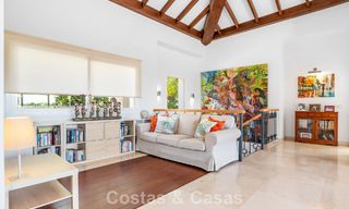Villa de luxe espagnole intemporelle avec grand jardin et piscine à vendre dans les collines de Marbella - Benahavís 799378 