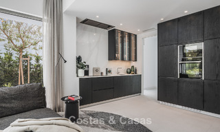 Élégante villa contemporaine à vendre sur la new golden mile entre Marbella et Estepona 799485 