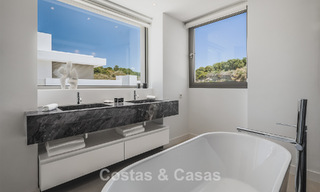 Élégante villa contemporaine à vendre sur la new golden mile entre Marbella et Estepona 799488 