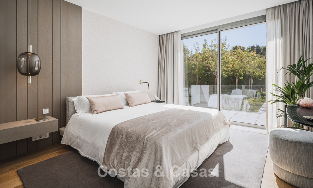 Élégante villa contemporaine à vendre sur la new golden mile entre Marbella et Estepona 799491