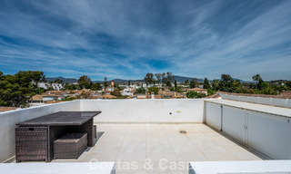 Villa méditerranéenne modernisée et prête à emménager à vendre à quelques mètres de la plage entre Marbella et Estepona 799608 