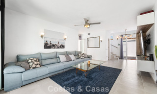 Villa méditerranéenne modernisée et prête à emménager à vendre à quelques mètres de la plage entre Marbella et Estepona 799624 