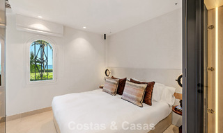 Appartement en première ligne de plage rénové avec vue mer directe à vendre sur la New Golden Mile, Estepona Est 799571 