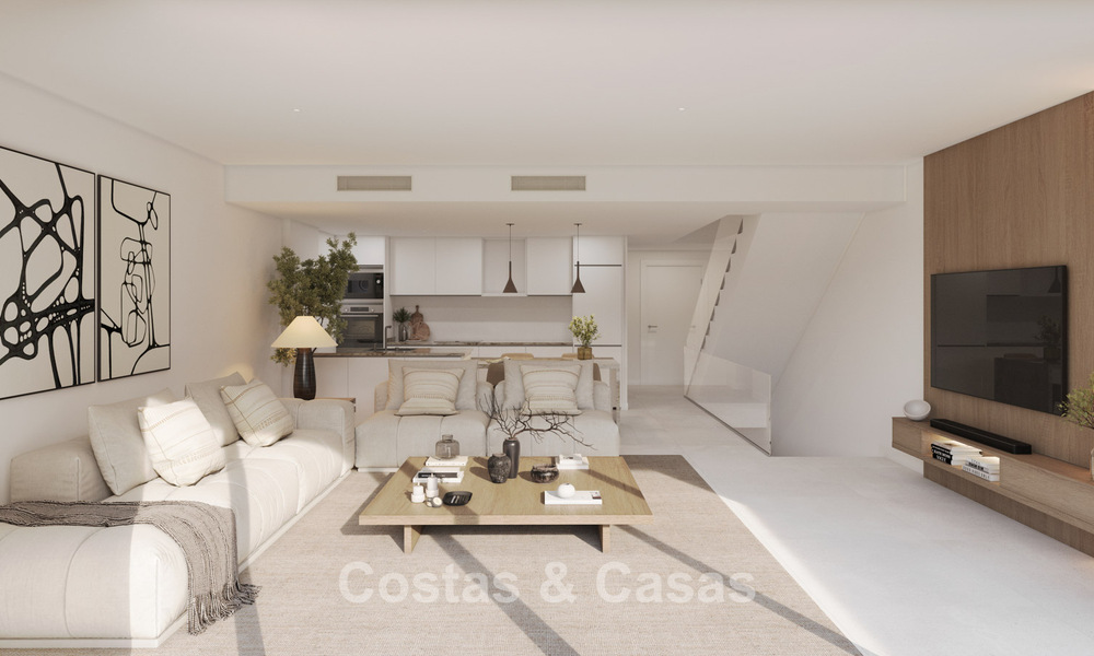 Maisons neuves avec vue sur la mer et les montagnes à vendre dans un complexe de style resort à Fuengirola, Costa del Sol 799590