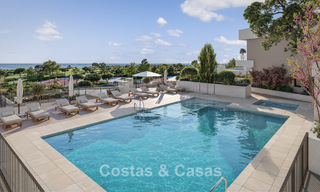 Maisons neuves avec vue sur la mer et les montagnes à vendre dans un complexe de style resort à Fuengirola, Costa del Sol 799596 