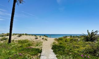 Appartements en première ligne de plage et de golf a vendre a Los Monteros Playa, Marbella 20453 
