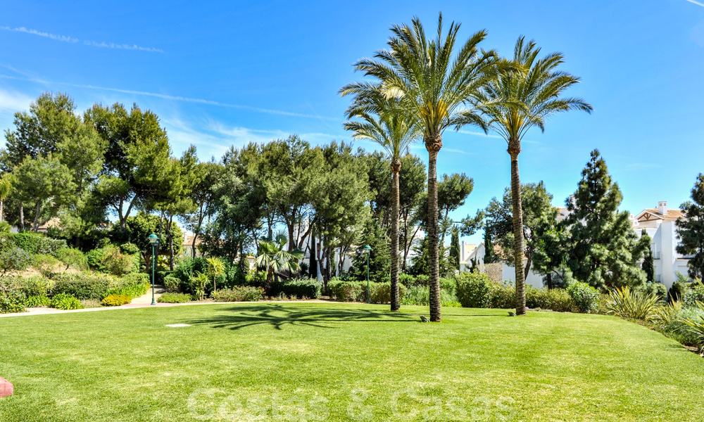 Appartements en première ligne de plage et de golf a vendre a Los Monteros Playa, Marbella 20456