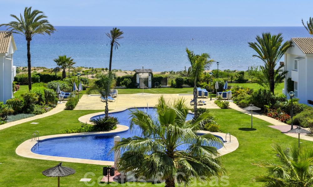 Appartements en première ligne de plage et de golf a vendre a Los Monteros Playa, Marbella 20458