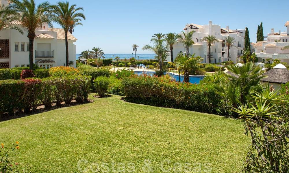 Appartements en première ligne de plage et de golf a vendre a Los Monteros Playa, Marbella 26169