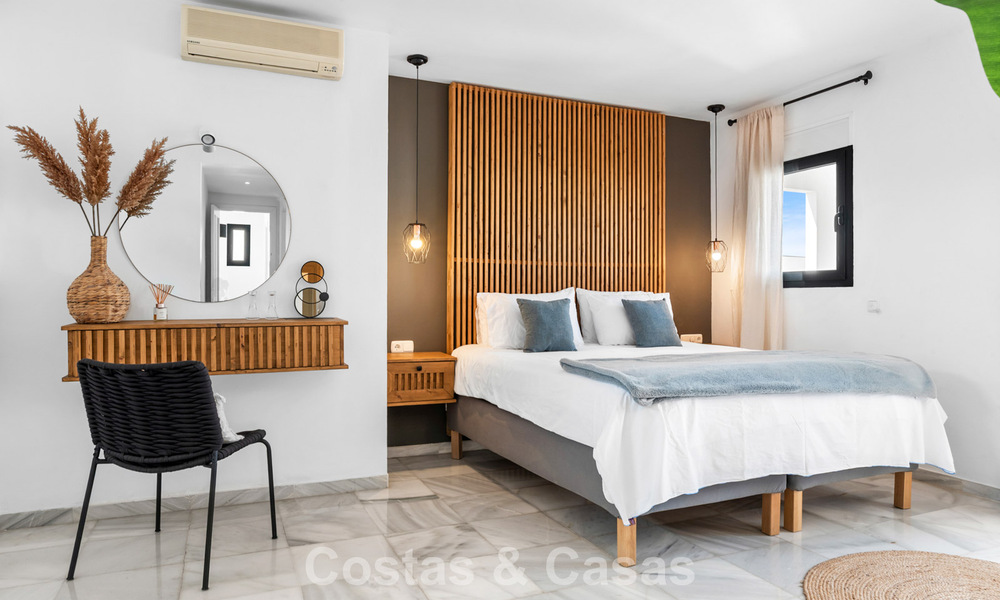 Villa à vendre à Nueva Andalucía, Marbella, à distance de marche de la plage, près de Puerto Banús 799642
