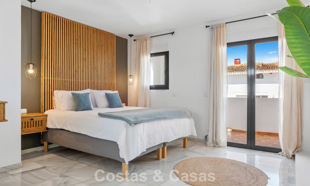 Villa à vendre à Nueva Andalucía, Marbella, à distance de marche de la plage, près de Puerto Banús 799643