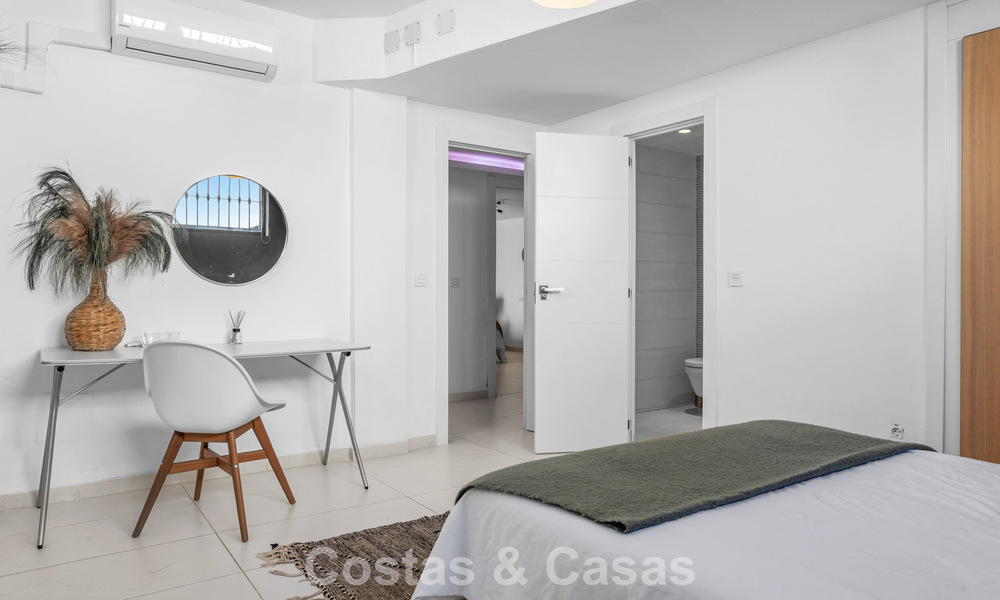 Villa à vendre à Nueva Andalucía, Marbella, à distance de marche de la plage, près de Puerto Banús 799660