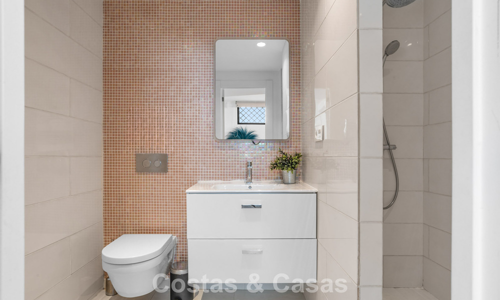Villa à vendre à Nueva Andalucía, Marbella, à distance de marche de la plage, près de Puerto Banús 799661
