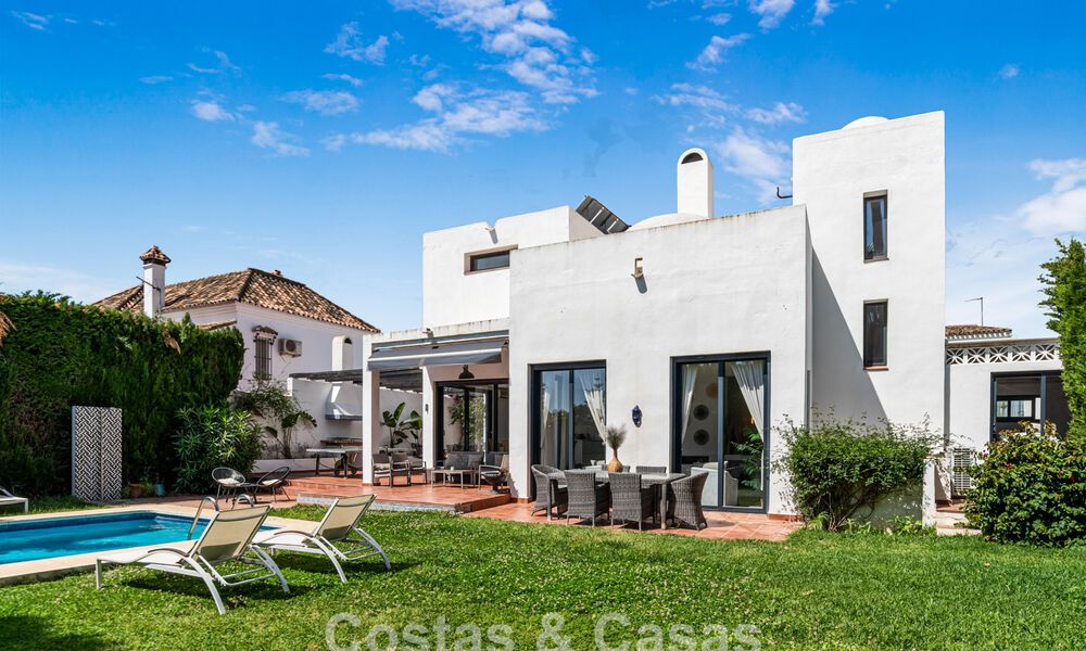 Villa à vendre à Nueva Andalucía, Marbella, à distance de marche de la plage, près de Puerto Banús 799667