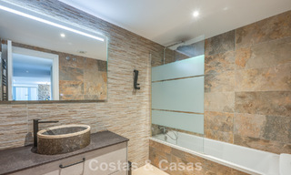 Appartement rénové en première ligne de golf à vendre à proximité des commodités à Guadalmina Alta et San Pedro, Marbella 799690 