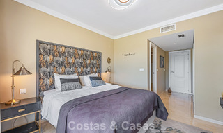 Appartement rénové en première ligne de golf à vendre à proximité des commodités à Guadalmina Alta et San Pedro, Marbella 799692 