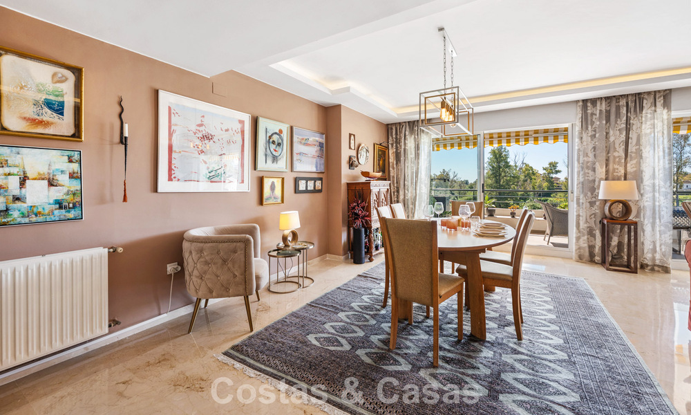 Appartement rénové en première ligne de golf à vendre à proximité des commodités à Guadalmina Alta et San Pedro, Marbella 799712