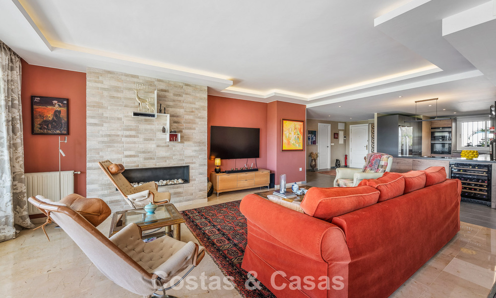 Appartement rénové en première ligne de golf à vendre à proximité des commodités à Guadalmina Alta et San Pedro, Marbella 799714