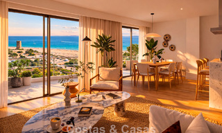 Lancement! Appartements en première ligne de plage et maisons mitoyennes avec vue mer à vendre près de Sotogrande, Costa del Sol 799729 
