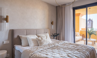 Appartement avec vue sur la mer à vendre à distance de marche de Puerto Banús et de la plage à Nueva Andalucía, Marbella 799797 