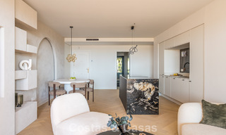 Appartement avec vue sur la mer à vendre à distance de marche de Puerto Banús et de la plage à Nueva Andalucía, Marbella 799809 