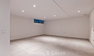 Maison mitoyenne moderne à vendre à proximité des commodités de guadalmina et du centre de San Pedro, Marbella 799890 
