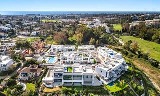 Maison mitoyenne moderne à vendre à proximité des commodités de guadalmina et du centre de San Pedro, Marbella 799919 
