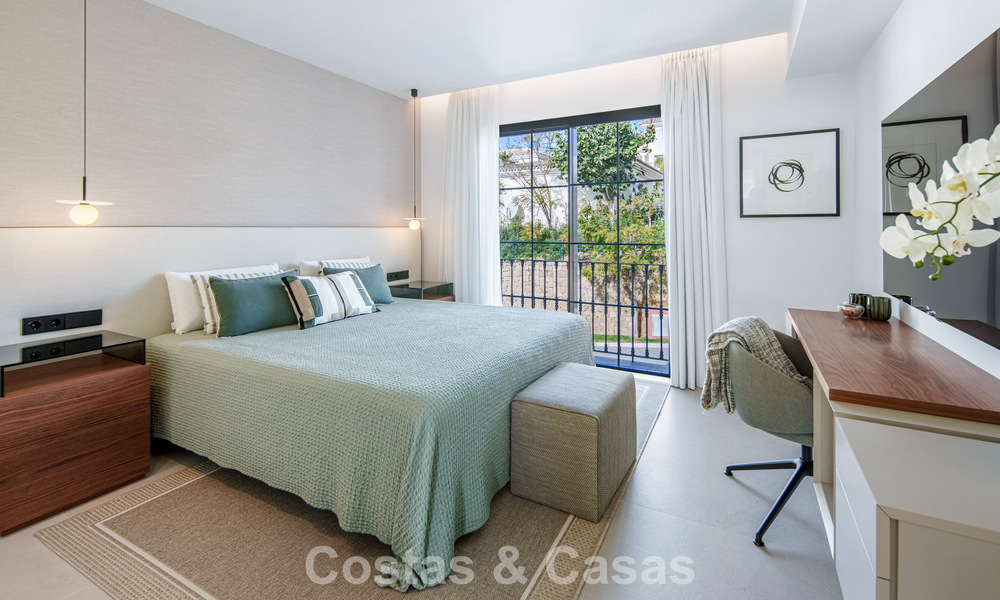 Penthouse haut de gamme entièrement rénové avec vue spectaculaire sur la mer à vendre à Marbella - Benahavís 800040
