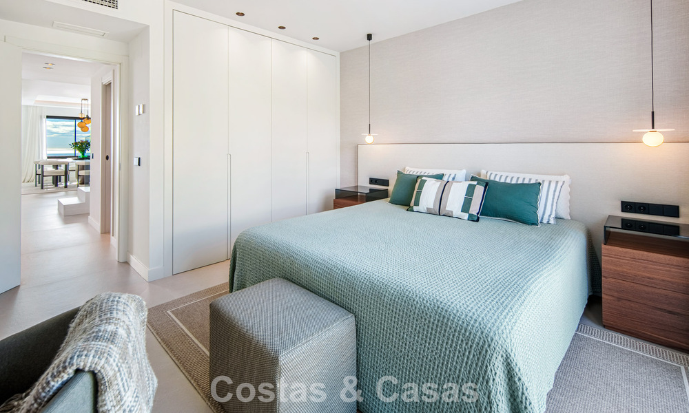 Penthouse haut de gamme entièrement rénové avec vue spectaculaire sur la mer à vendre à Marbella - Benahavís 800041
